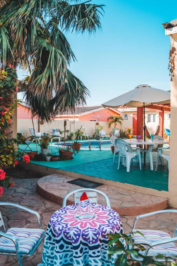 Courtesy Apartments Aruba Oranjestad Bagian luar foto