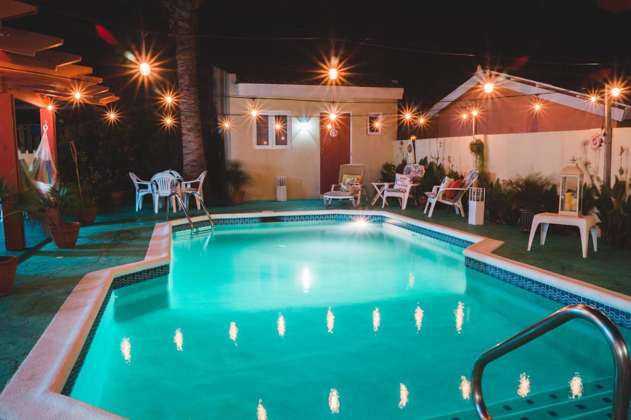 Courtesy Apartments Aruba Oranjestad Bagian luar foto